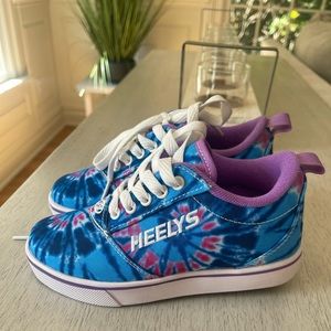 HEELEYS Pro 20 Tye Dye size 1 big kids - NEW NO BOX